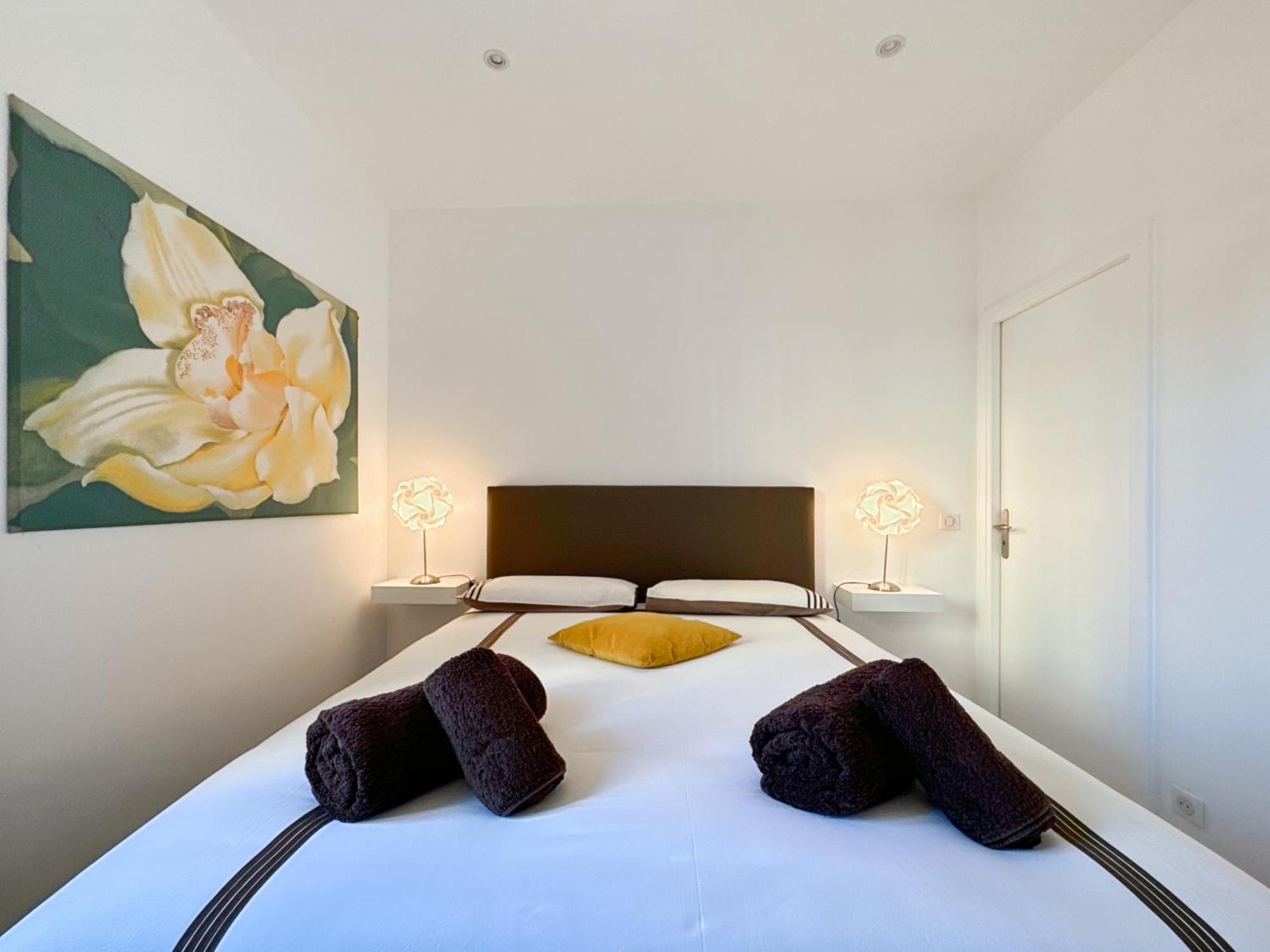 Tivoli Monaco: Renovated 2-Bedroom with Terrace near Monte Carlo Beausoleil Exterior photo