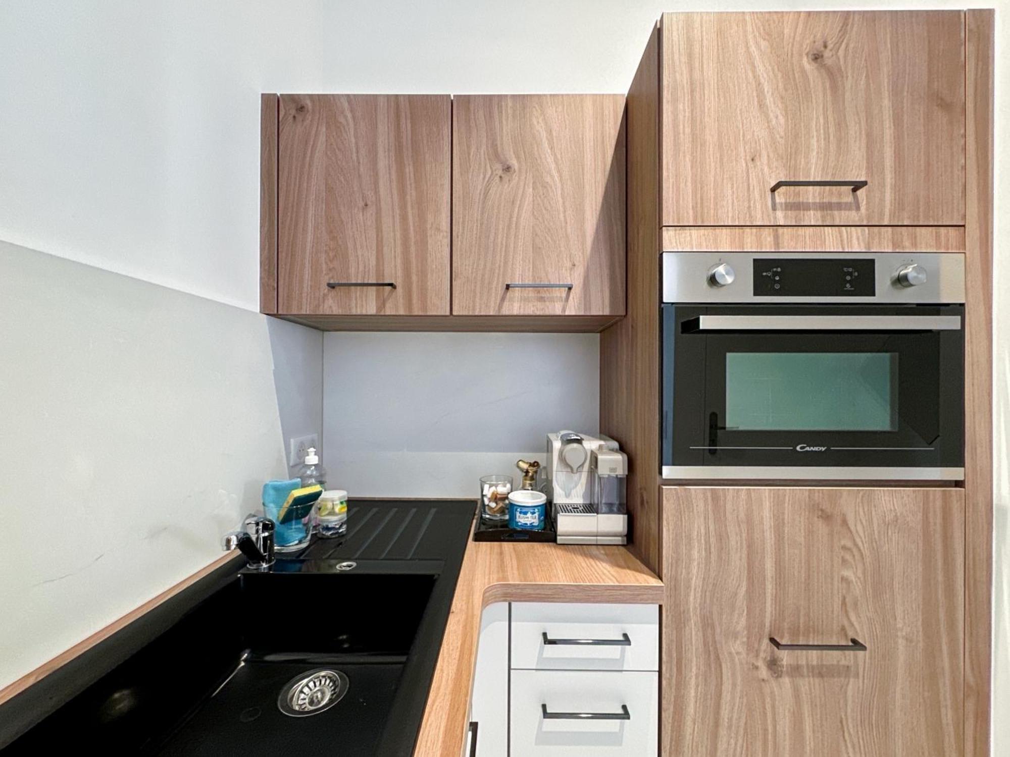Tivoli Monaco: Renovated 2-Bedroom with Terrace near Monte Carlo Beausoleil Exterior photo