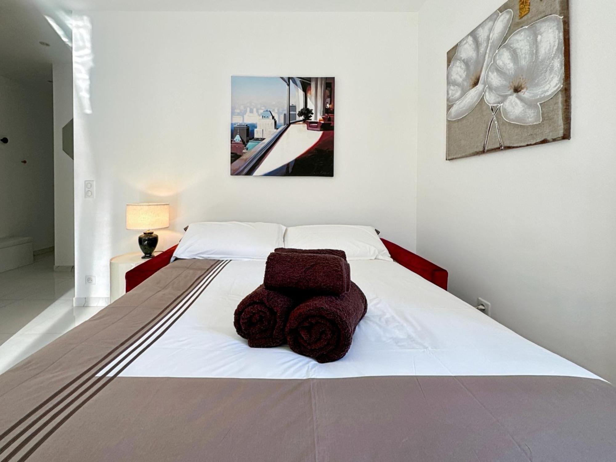 Tivoli Monaco: Renovated 2-Bedroom with Terrace near Monte Carlo Beausoleil Exterior photo