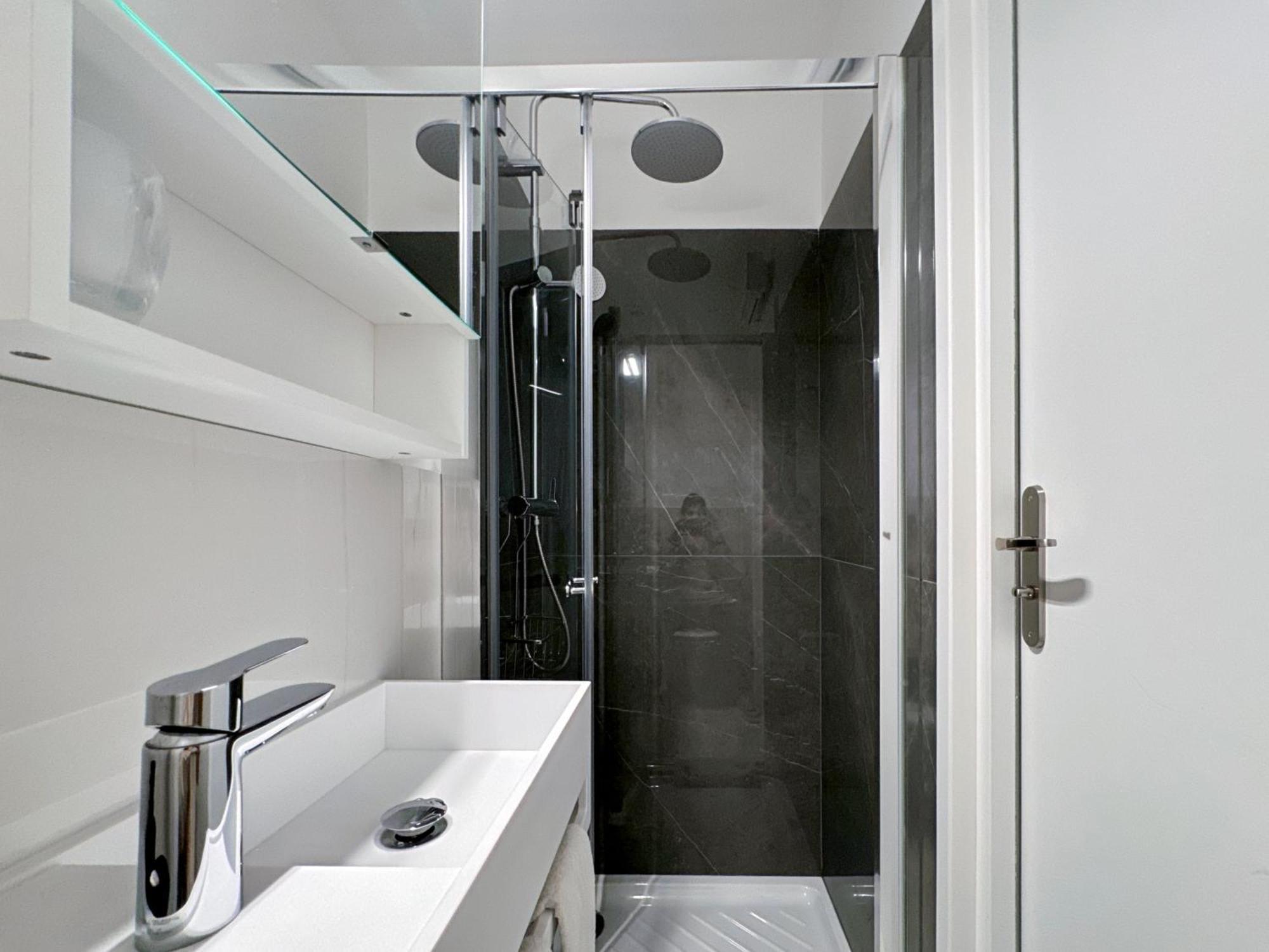 Tivoli Monaco: Renovated 2-Bedroom with Terrace near Monte Carlo Beausoleil Exterior photo